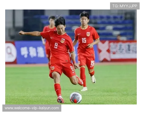 上海海港李明头球破门，徐新策动全场攻势：一次信念与协作的胜利之旅