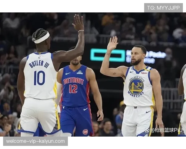 勇士外线精准，库里率队取胜，勇士队 库里